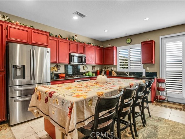 11852 Morning Star Drive, Desert Hot Springs CA: https://media.crmls.org/medias/47550899-1701-4d2a-a6df-ded69223712a.jpg