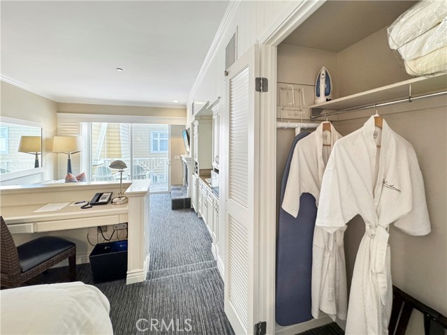 1300 The Strand, Hermosa Beach, California 90254, 1 Bedroom Bedrooms, ,1 BathroomBathrooms,Residential,For Sale,The Strand,SB24169998