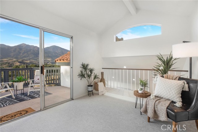37 Lobelia, Rancho Santa Margarita CA: https://media.crmls.org/medias/4756cc26-efbc-49bd-8e49-fa871990177a.jpg
