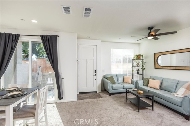 Detail Gallery Image 5 of 25 For 41976 Isadora #902,  Murrieta,  CA 92562 - 2 Beds | 2 Baths