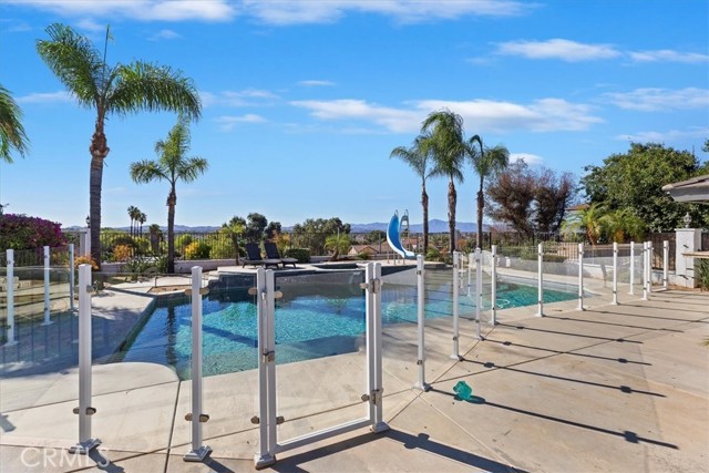 Detail Gallery Image 55 of 70 For 1042 Coronet, Riverside,  CA 92506 - 4 Beds | 4/1 Baths