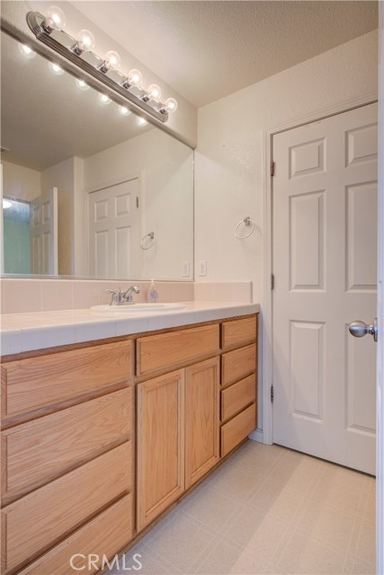 Detail Gallery Image 32 of 39 For 4208 Berryesa Ave, Merced,  CA 95348 - 3 Beds | 2/1 Baths