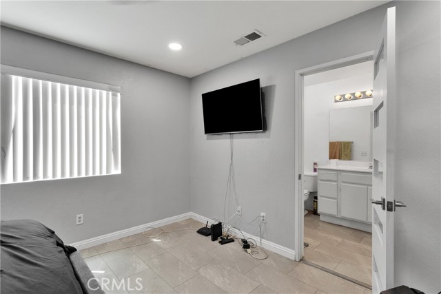 Detail Gallery Image 27 of 42 For 13682 Sylvan Oaks Rd, Victorville,  CA 92392 - 3 Beds | 2 Baths