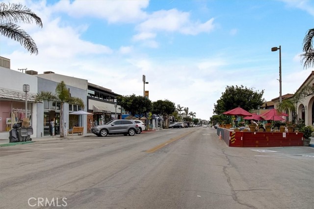 609 15th Street, Manhattan Beach, California 90266, 5 Bedrooms Bedrooms, ,1 BathroomBathrooms,Residential,Sold,15th,SB21193724