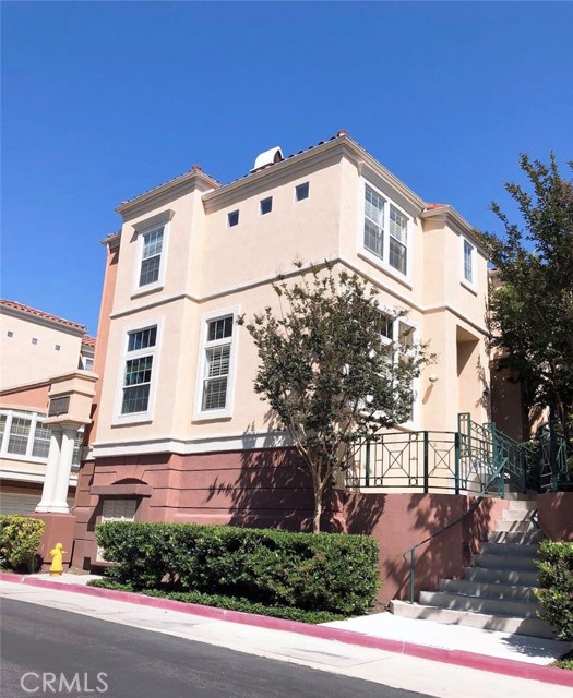 16 Cetinale Aisle Irvine, California Upgraded 3beds-2.5baths Townhouse Condo within the gated West Park Corte Bella Community. Bright end unit with windows and light on three sides. First floor engineered walnut hardwood flooring, second-floor wall-to-wall carpeting, plantation shutters, kitchen granite countertops, newer stainless steel appliances, see-through gas log fireplace family and living rooms, private two-car garage with extensive storage shelving and washer/dryer hookups. Unit located in close proximity to Bill Barber Memorial Park, Cross Roads Shopping Center, Irvine Civic Center, access to Freeways #5, #55, #405, and Orange County Airport. Unit located within the top-performing Irvine Unified School District. Non-smoking unit, front patio with gas BBQ connection, beautiful community pool and jacuzzi.You can't miss it!! ********FIST SHOWINGS ON THIS SATURDAY(Sept.19.2020),call to make appointment*********