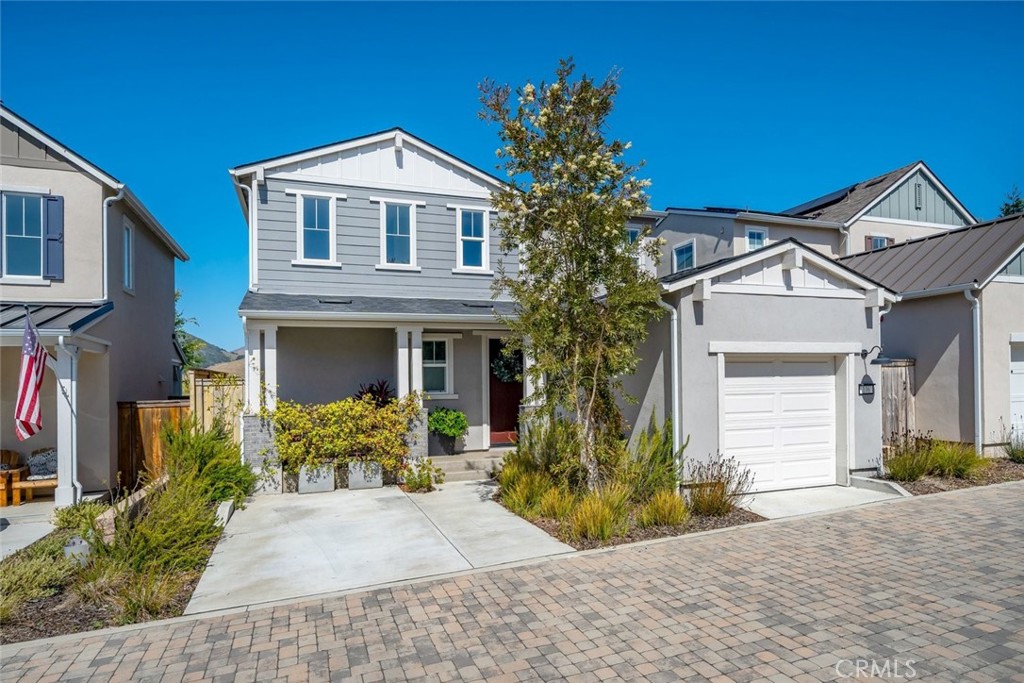 106 Earthwood Lane