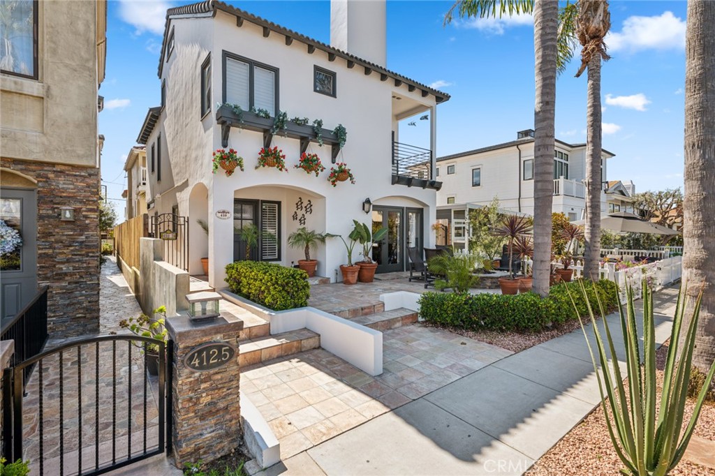 .5 Goldenrod Avenue #B