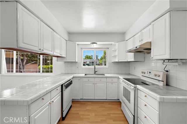 Image 8 of 22 For 3137 Olinda Ln