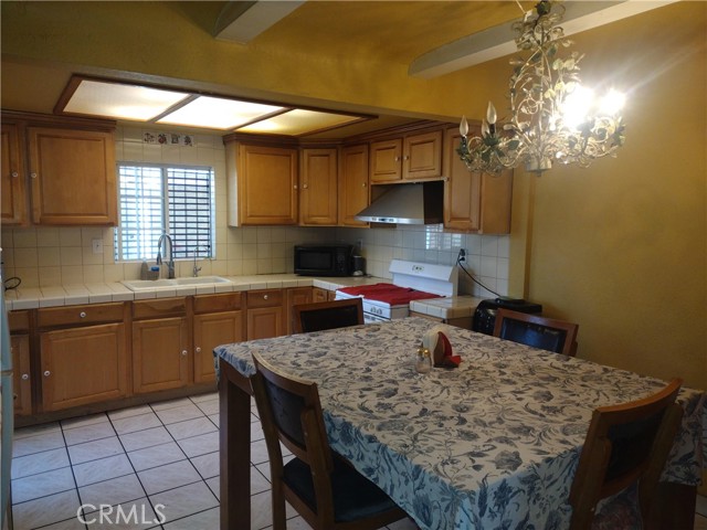 Detail Gallery Image 14 of 16 For 9802 Cortada St, El Monte,  CA 91733 - – Beds | – Baths