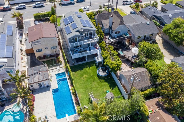 523 Juanita Avenue, Redondo Beach, California 90277, 5 Bedrooms Bedrooms, ,2 BathroomsBathrooms,Residential,Sold,Juanita,SB22083866