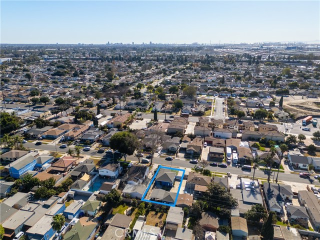 2561 E Washington Street, Carson CA: https://media.crmls.org/medias/475a895f-b9a6-4524-9d33-33a8c278e0d3.jpg