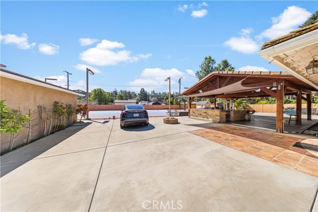 700 S Chaparro Road, Covina CA: https://media.crmls.org/medias/475a95f0-224a-4f55-bbed-d101ceb6dfc1.jpg