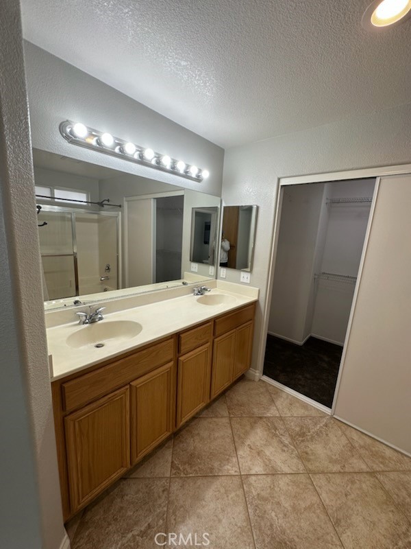 Detail Gallery Image 12 of 25 For 23393 Cheyenne Canyon Dr, Canyon Lake,  CA 92587 - 3 Beds | 2 Baths