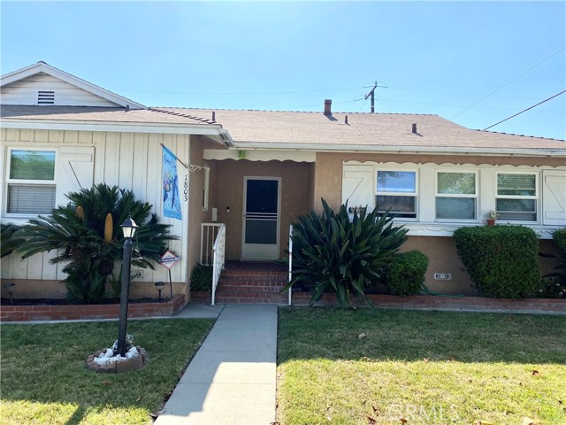 1803 Petaluma Ave, Long Beach, CA 90815