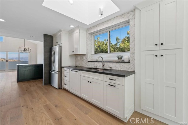 23625 Summit Drive, Calabasas CA: https://media.crmls.org/medias/475c6c1c-e370-4c7d-a1e7-bfb7ed52c083.jpg
