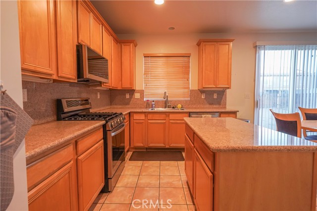 Detail Gallery Image 19 of 48 For 15133 Pasture, Victorville,  CA 92394 - 4 Beds | 2/1 Baths