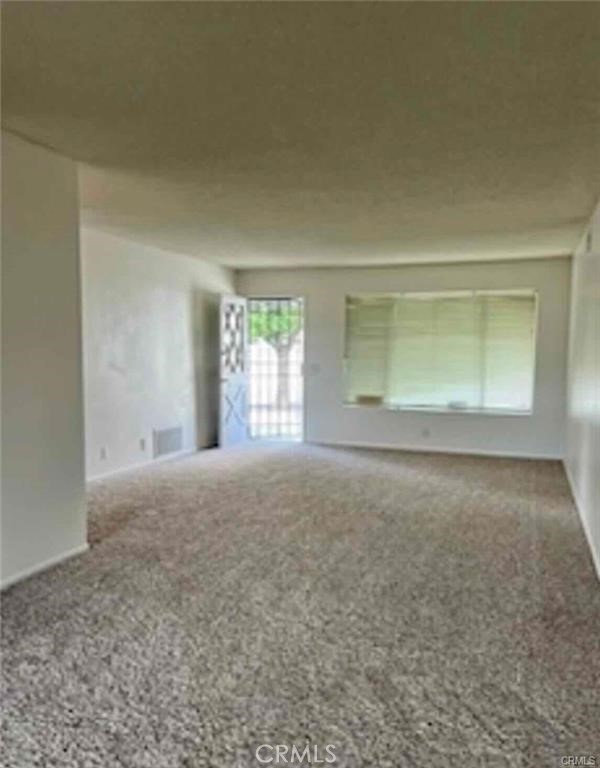 Detail Gallery Image 4 of 12 For 600 S Lyon, Hemet,  CA 92543 - 2 Beds | 2 Baths