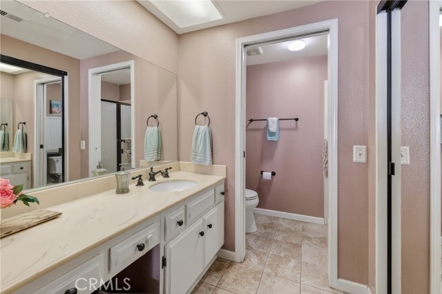 Detail Gallery Image 23 of 40 For 304 Molokai, Placentia,  CA 92870 - 2 Beds | 2/1 Baths