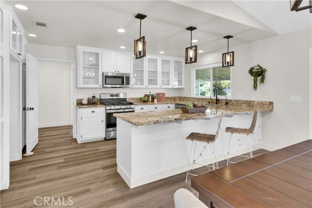 Detail Gallery Image 12 of 52 For 7080 Iverson, Paso Robles,  CA 93446 - 4 Beds | 2 Baths