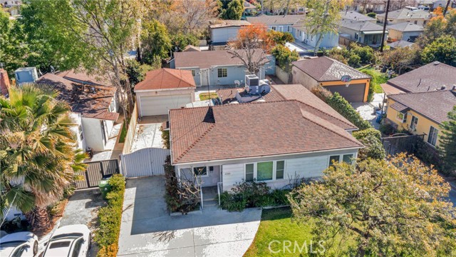 6350 Costello Avenue, Valley Glen CA: https://media.crmls.org/medias/475dcf5d-c4a9-4979-8355-6d8fd95642fe.jpg