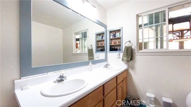 Detail Gallery Image 31 of 38 For 1222 Sixth, Lakeport,  CA 95453 - 3 Beds | 2 Baths