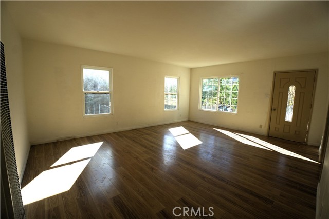 Detail Gallery Image 6 of 25 For 736 San Emidio, Frazier Park,  CA 93225 - 3 Beds | 2 Baths