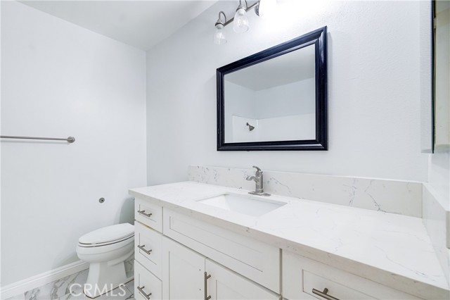 Detail Gallery Image 15 of 29 For 1001 W Macarthur Bld #112,  Santa Ana,  CA 92707 - 2 Beds | 2 Baths
