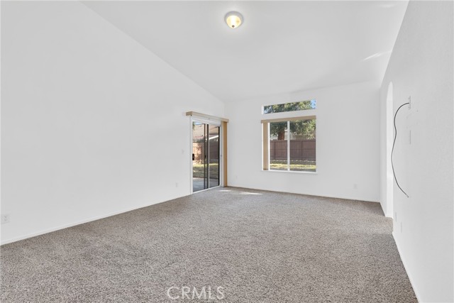 Detail Gallery Image 13 of 28 For 8590 N Sierra Vista, Fresno,  CA 93720 - 3 Beds | 2/1 Baths