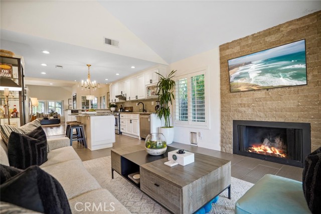 Detail Gallery Image 23 of 75 For 6617 Oak Forest Dr, Oak Park,  CA 91377 - 3 Beds | 2/1 Baths