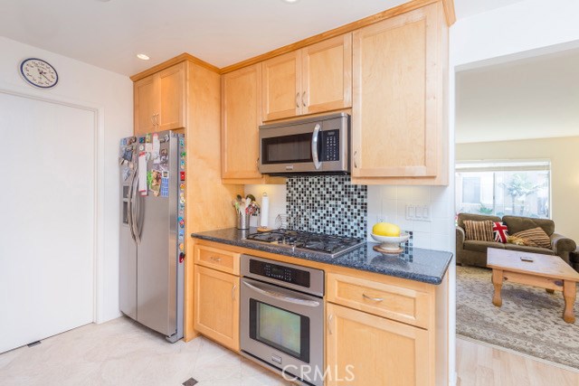 121 Broadway, Redondo Beach, California 90277, 3 Bedrooms Bedrooms, ,2 BathroomsBathrooms,Residential,Sold,Broadway,PV17038019