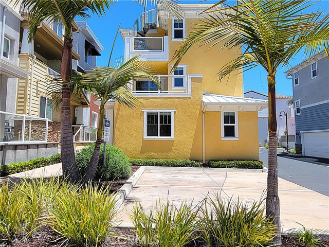 393 Wadsworth Avenue, Pismo Beach CA: https://media.crmls.org/medias/4764bf6f-3d64-4b94-8541-bffc8b5990ce.jpg
