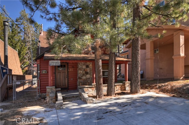 Detail Gallery Image 5 of 42 For 435 Arroyo, Big Bear Lake,  CA 92315 - 3 Beds | 1 Baths