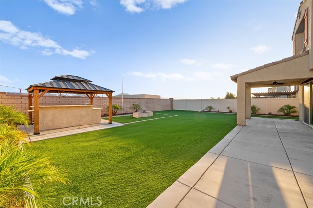 Detail Gallery Image 37 of 44 For 24963 Destry Dr, Menifee,  CA 92584 - 5 Beds | 3 Baths