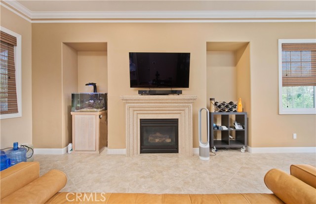 Detail Gallery Image 3 of 34 For 21953 Bella Vista Pl, Chatsworth,  CA 91311 - 4 Beds | 5 Baths