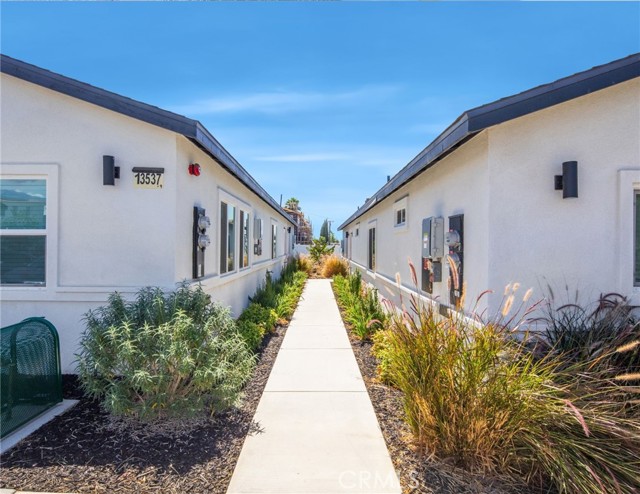 Image 42 of 56 For 13537 5th Street
