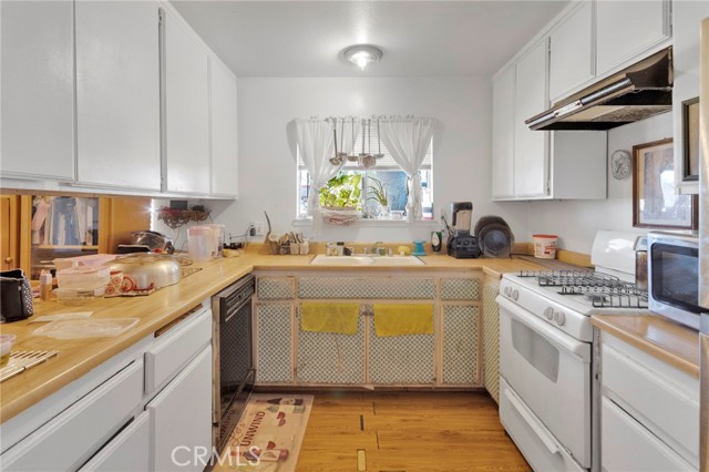 14720 Main Street, Hesperia CA: https://media.crmls.org/medias/476836d0-375f-40d5-b46b-8f4fa7f492c0.jpg