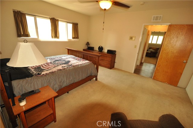 874 W 19th Street, Upland CA: https://media.crmls.org/medias/4769f44a-c8c4-4876-8e37-26b7bc827f24.jpg
