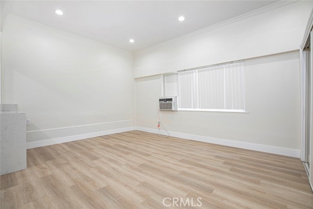 Detail Gallery Image 3 of 14 For 14319 Tiara St #2,  Van Nuys,  CA 91401 - 0 Beds | 1 Baths