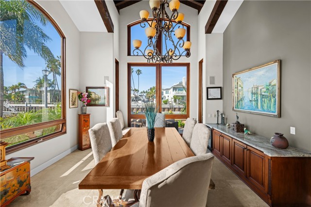 Detail Gallery Image 24 of 75 For 221 Rivo Alto Canal, Long Beach,  CA 90803 - 4 Beds | 5 Baths