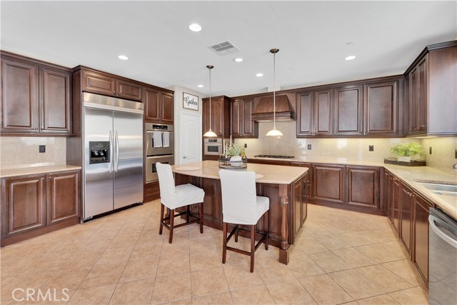 14668 Stageline Lane, Fontana CA: https://media.crmls.org/medias/476d8ff2-b901-4a4b-a875-ab2a9264e207.jpg