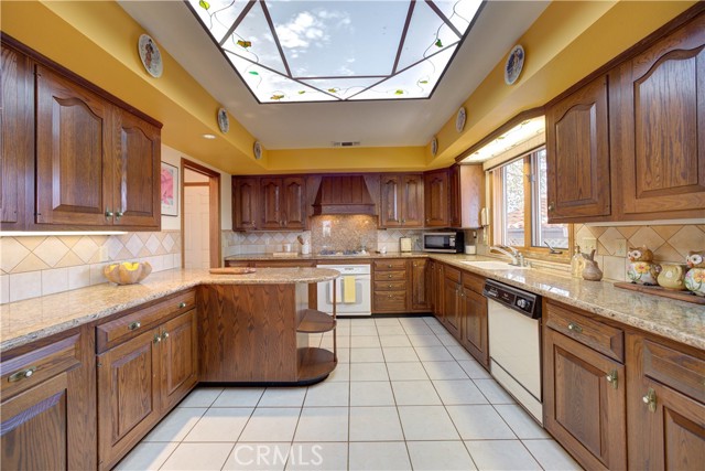 Detail Gallery Image 8 of 37 For 2655 San Fernando Rd, Atascadero,  CA 93422 - 2 Beds | 2/1 Baths