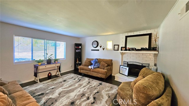 Detail Gallery Image 4 of 20 For 1020 Mariposa Dr, Brea,  CA 92821 - 4 Beds | 2 Baths