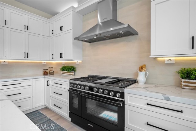 2606 MacKay Lane, Redondo Beach, California 90278, 5 Bedrooms Bedrooms, ,4 BathroomsBathrooms,Residential,Sold,MacKay,SB23014119