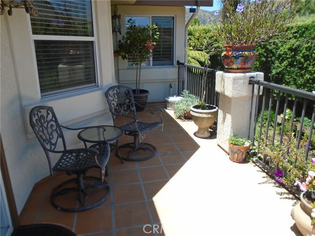 1535 Via Arroyo, La Verne CA: https://media.crmls.org/medias/47706043-be10-4ae0-8f76-30b3cd3969e5.jpg
