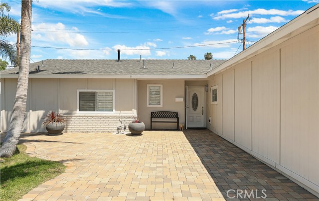 2279 W Falmouth Avenue, Anaheim CA: https://media.crmls.org/medias/4772268d-d938-4879-8c72-18473c386a55.jpg