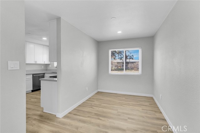 Detail Gallery Image 8 of 19 For 4244 Cypress Dr, San Bernardino,  CA 92407 - 3 Beds | 1 Baths