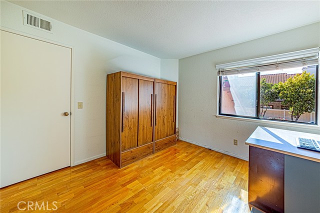 Image 25 of 40 For 1253 Porto Grande  2