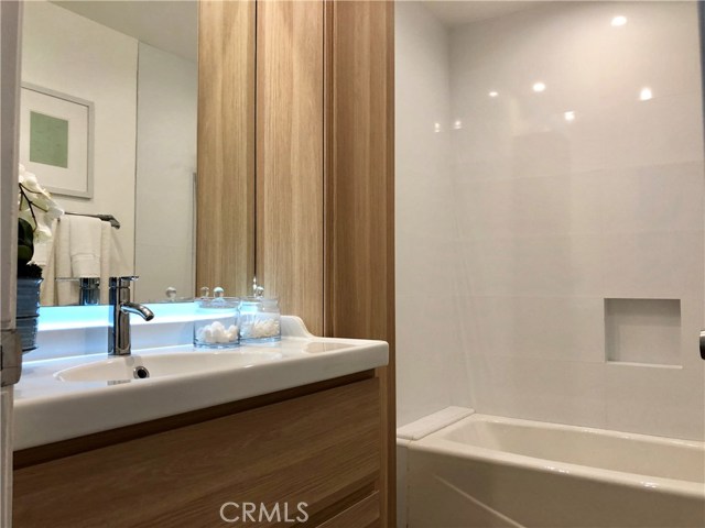 Detail Gallery Image 46 of 52 For 5714 Vantage Ave, Valley Village,  CA 91607 - 4 Beds | 3 Baths