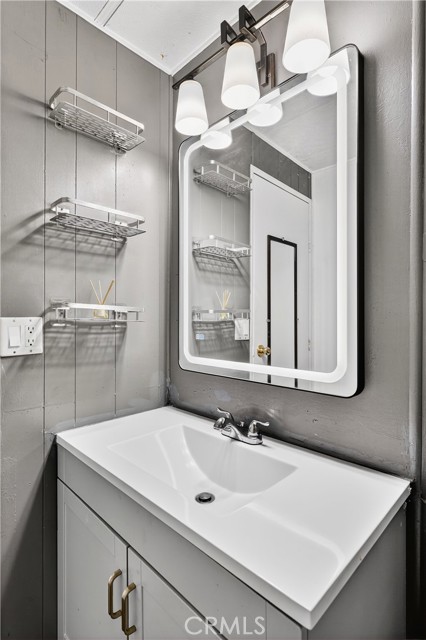 Detail Gallery Image 33 of 68 For 201 E Arrow Hwy #12,  Glendora,  CA 91740 - 3 Beds | 2 Baths