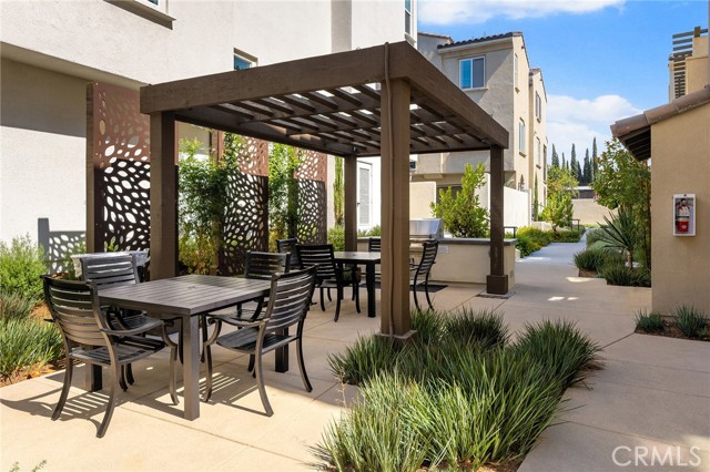 Detail Gallery Image 5 of 59 For 684 Panorama, La Puente,  CA 91744 - 3 Beds | 3/1 Baths